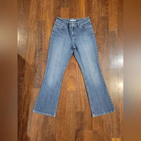 Chico's platinum jeans, embroidered back pockets size 0 short (sz s-4) - Picture 1 of 3